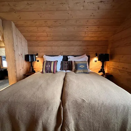 -les Clematites- Exclusif, Centre