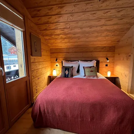 -les Clématites- Exclusif, Centre Chalet